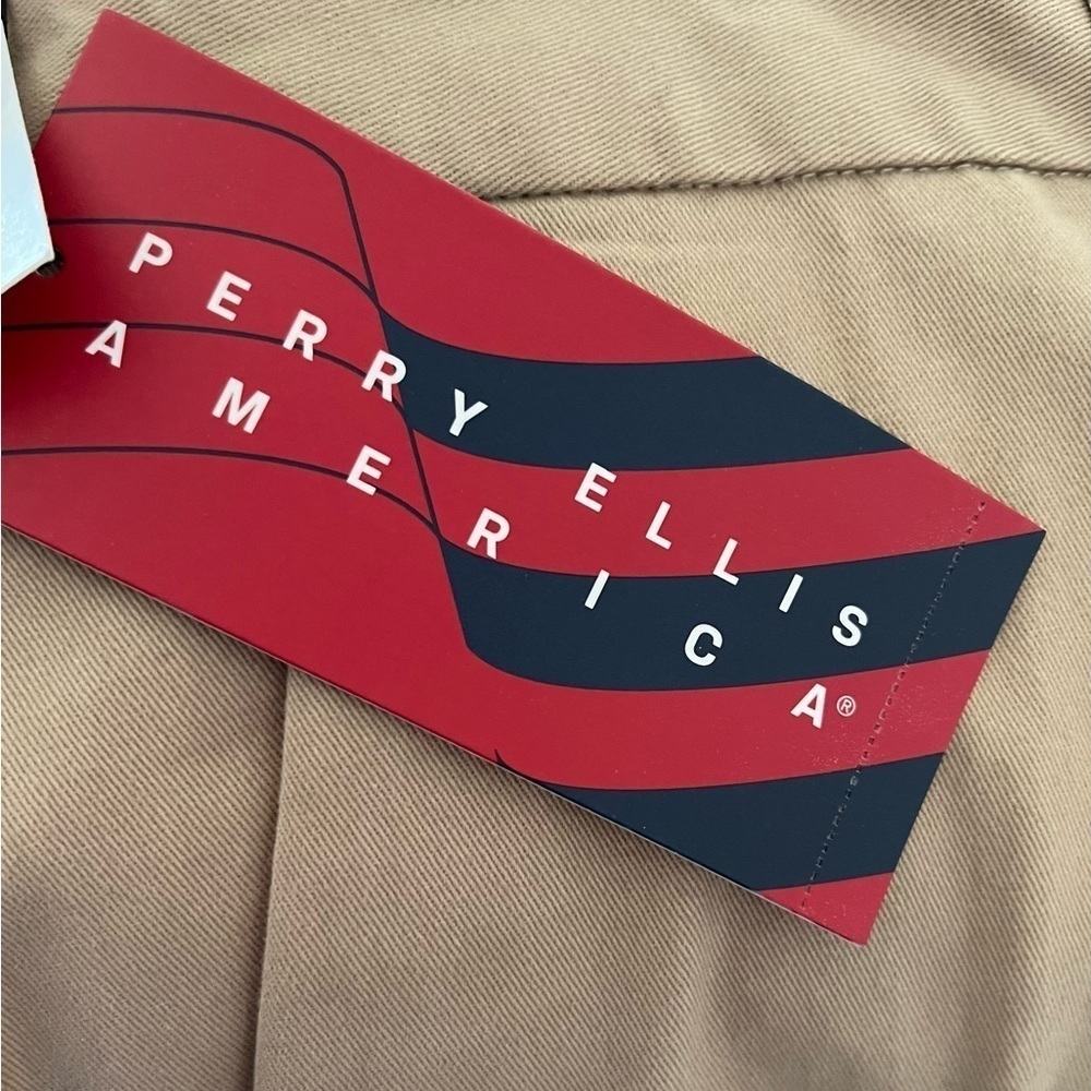 Perry Ellis America NWT Khaki Men’s Shorts, Size: 40W - Picture 3 of 5